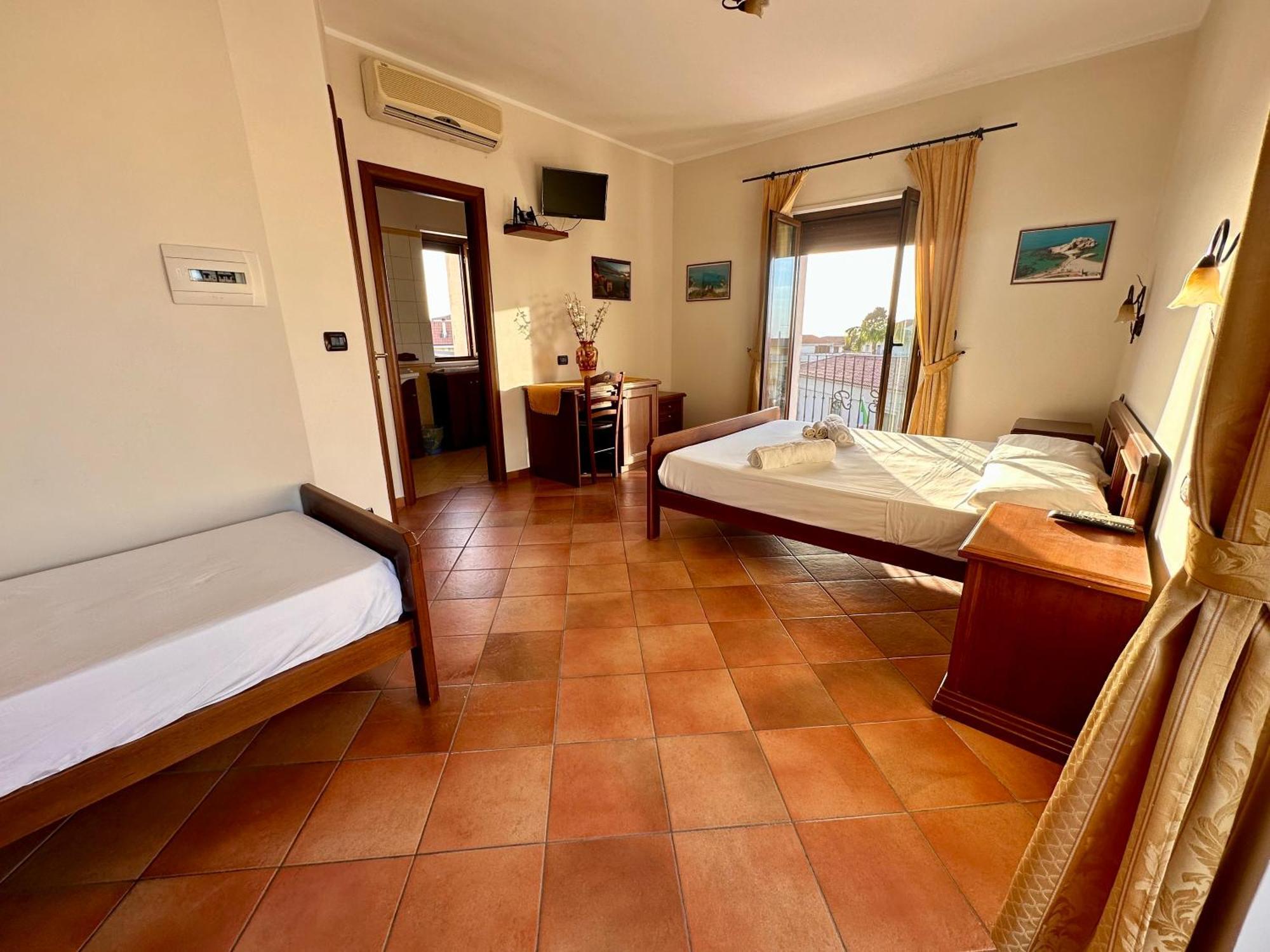 Luxury Accommodation Santa Domenica  Bagian luar foto
